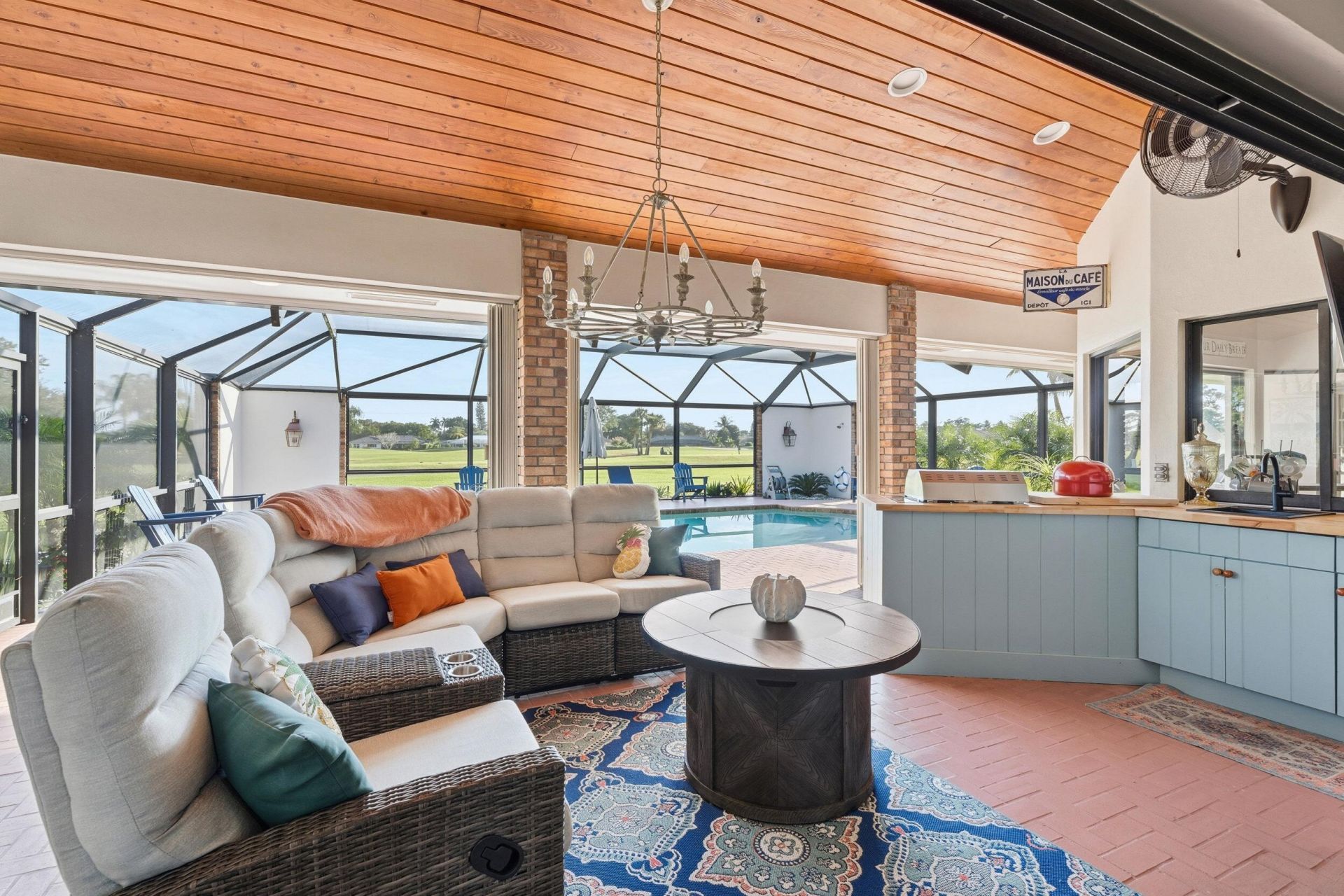 427 Glenbrook Drive, Atlantis, FL 33462 Photo