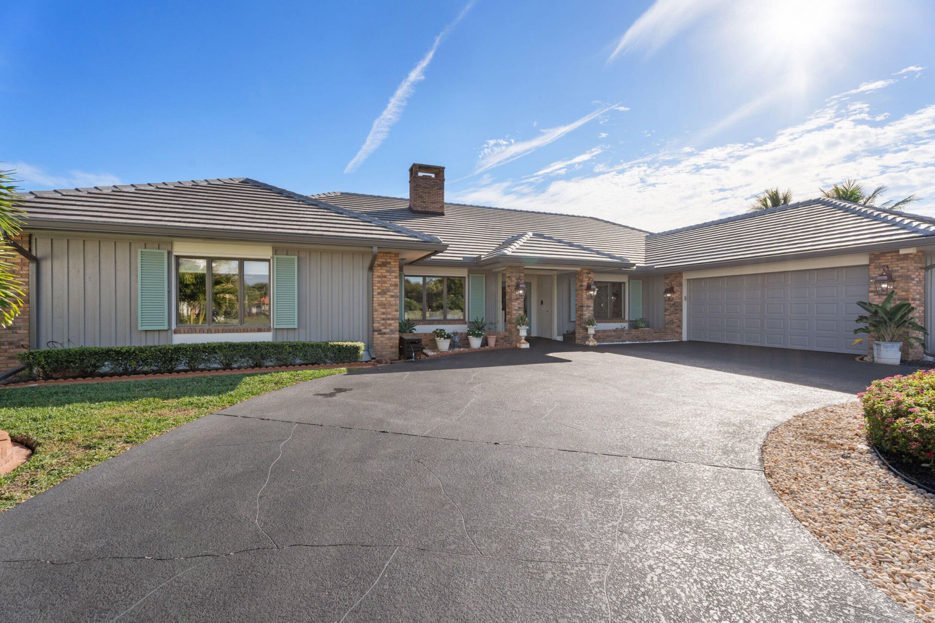 427 Glenbrook Drive, Atlantis, FL 33462 Photo