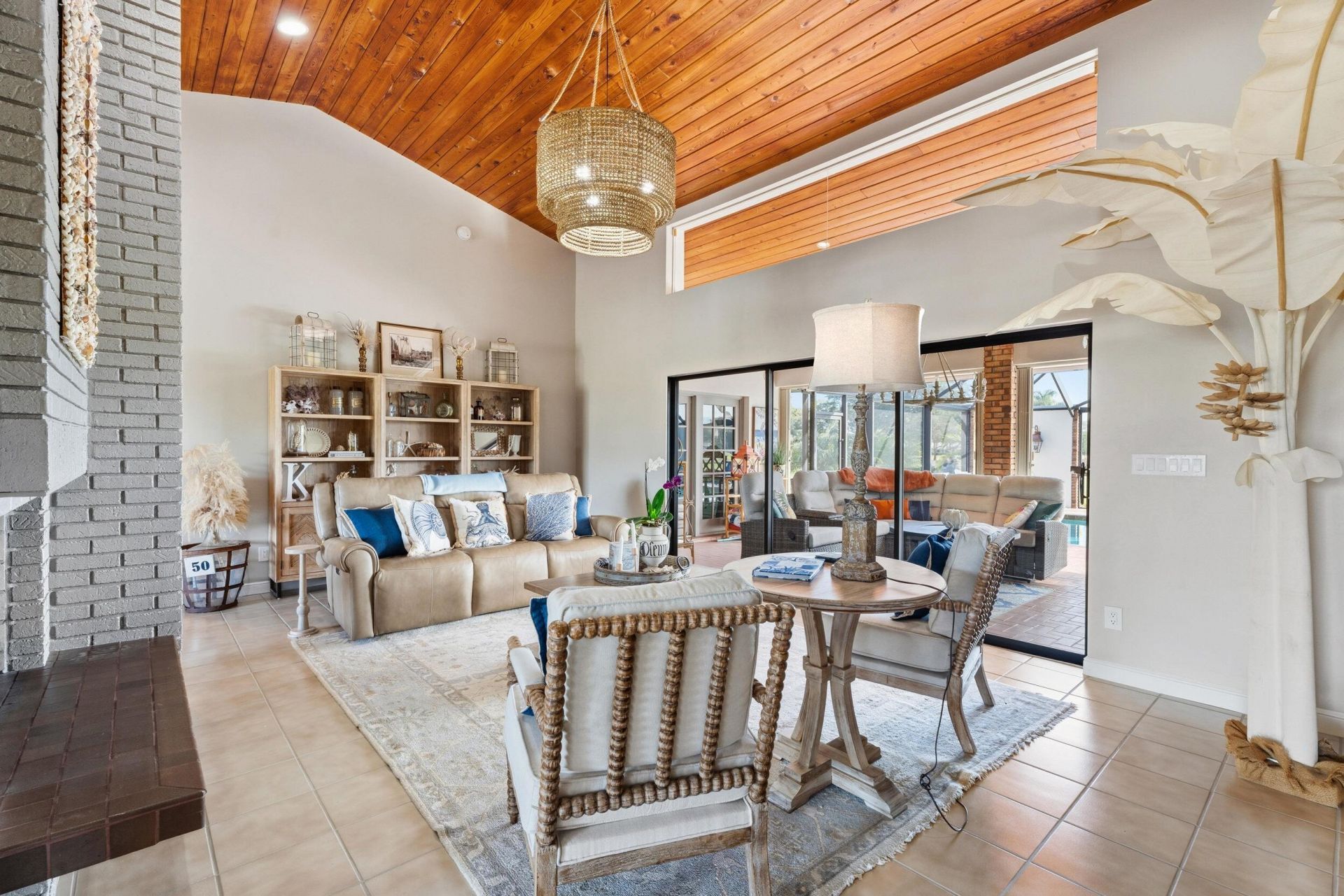 427 Glenbrook Drive, Atlantis, FL 33462 Photo