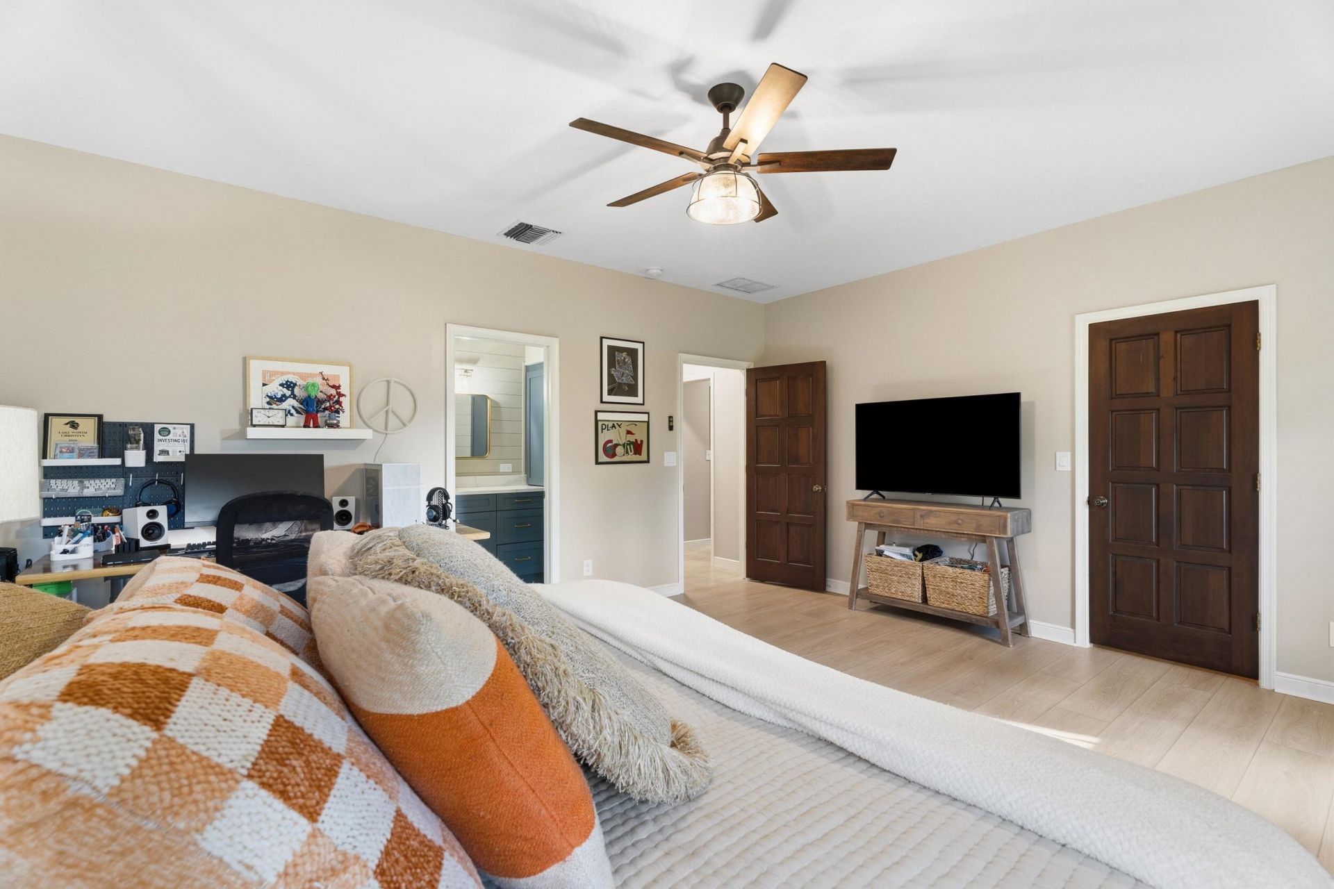 427 Glenbrook Drive, Atlantis, FL 33462 Photo