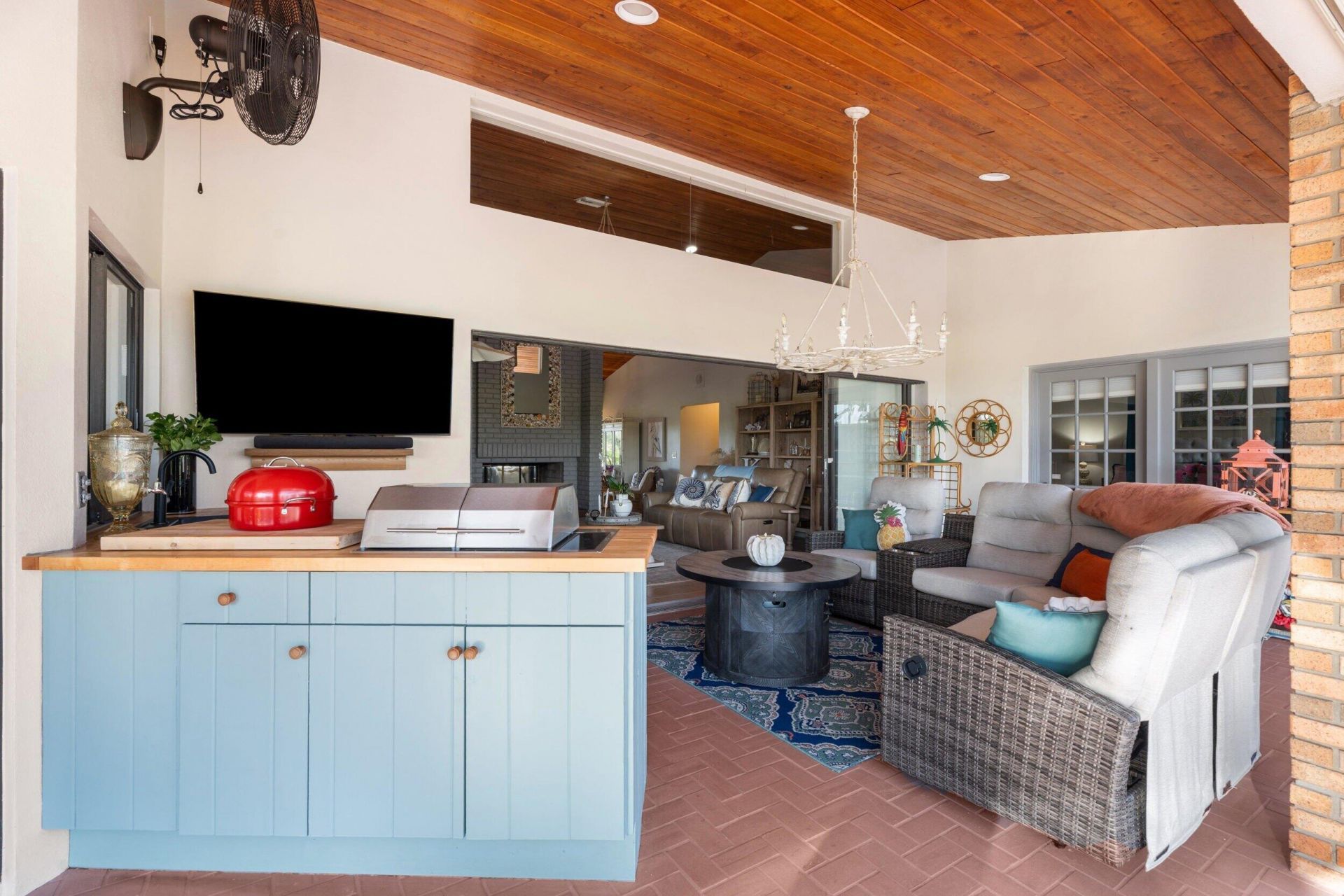 427 Glenbrook Drive, Atlantis, FL 33462 Photo