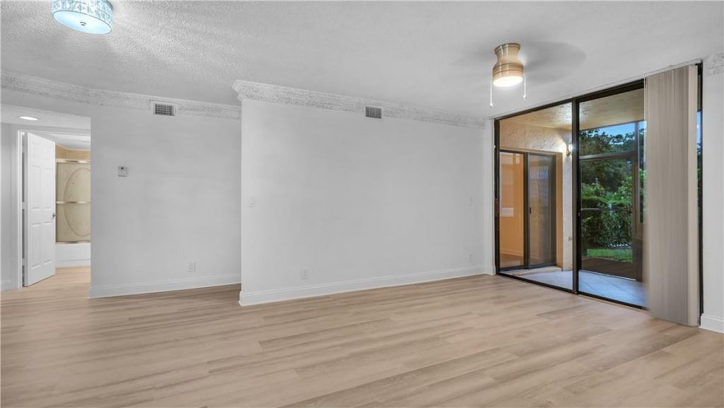 5681 Riverside Drive, Unit 101A6, Coral Springs, FL 33067 Photo