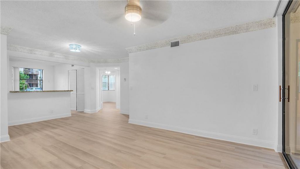 5681 Riverside Drive, Unit 101A6, Coral Springs, FL 33067 Photo