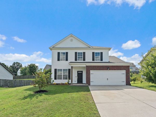 1803 Luke Ct, Columbia, TN 38401