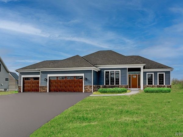 5122 Kandefer's Trail, Williamsville, NY 14221