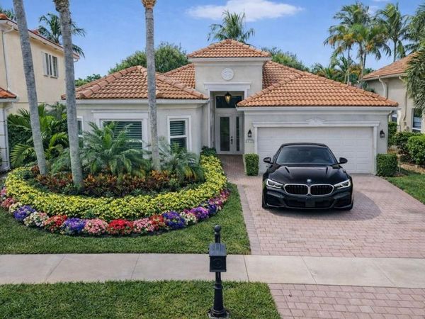 5618 Via De La Plata Circle, Delray Beach, FL 33484