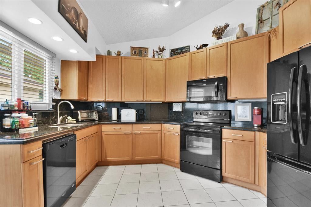 2251 NW 34th Ter, Coconut Creek, FL 33066 Photo