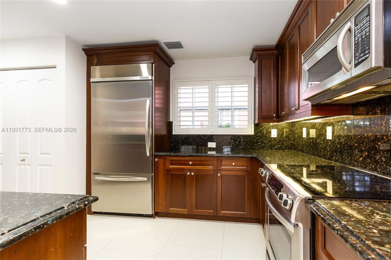 510 Loretto Ave, Unit 26, Coral Gables, FL 33146 Photo