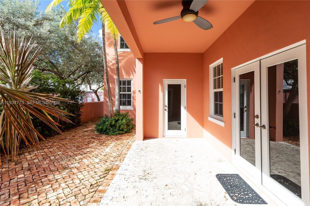 510 Loretto Ave, Unit 26, Coral Gables, FL 33146 Photo