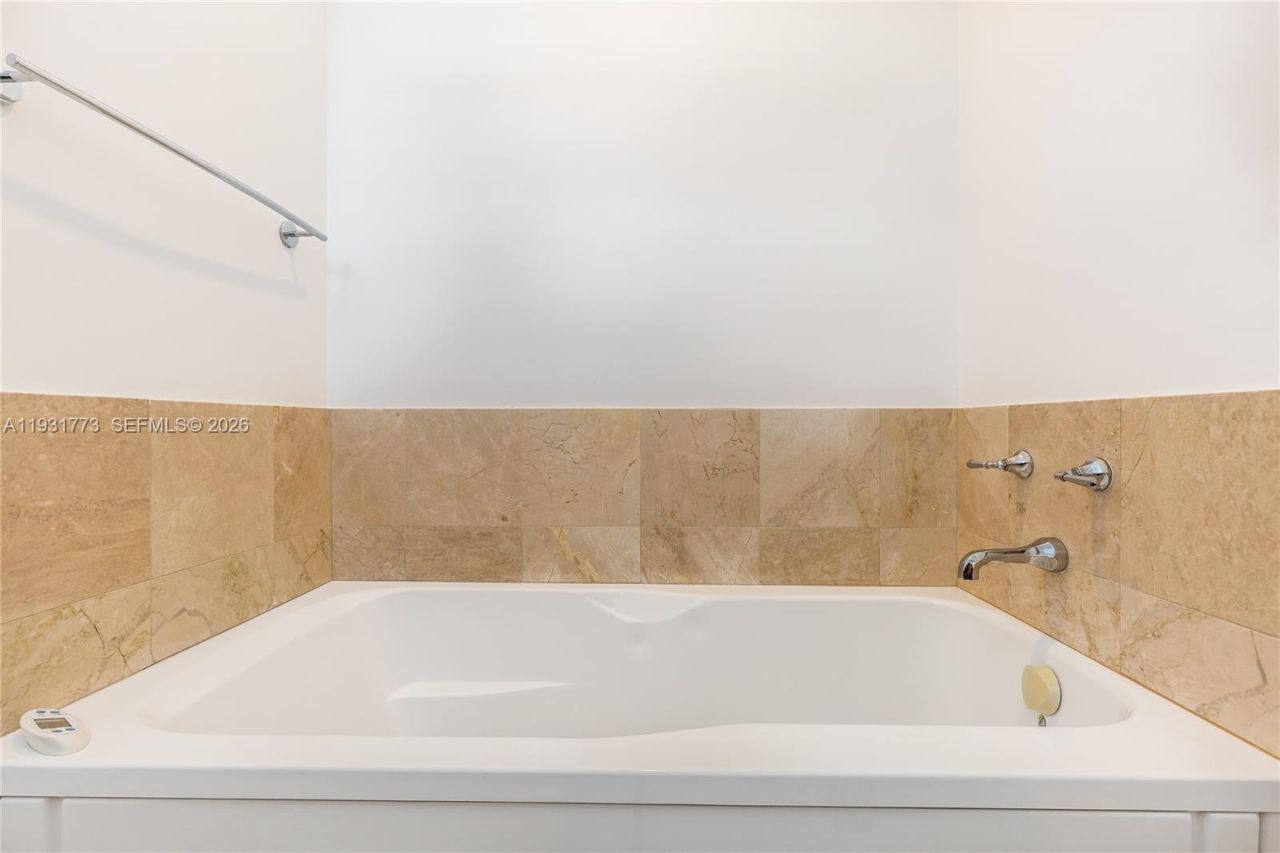 510 Loretto Ave, Unit 26, Coral Gables, FL 33146 Photo