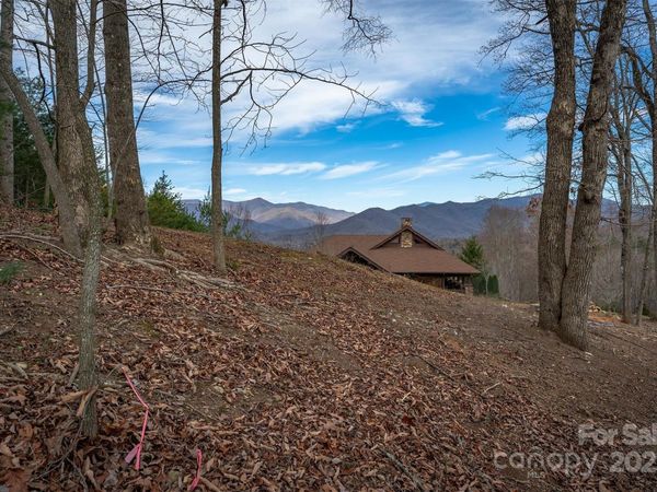31 Old Lafayette Lane, Black Mountain, NC 28711