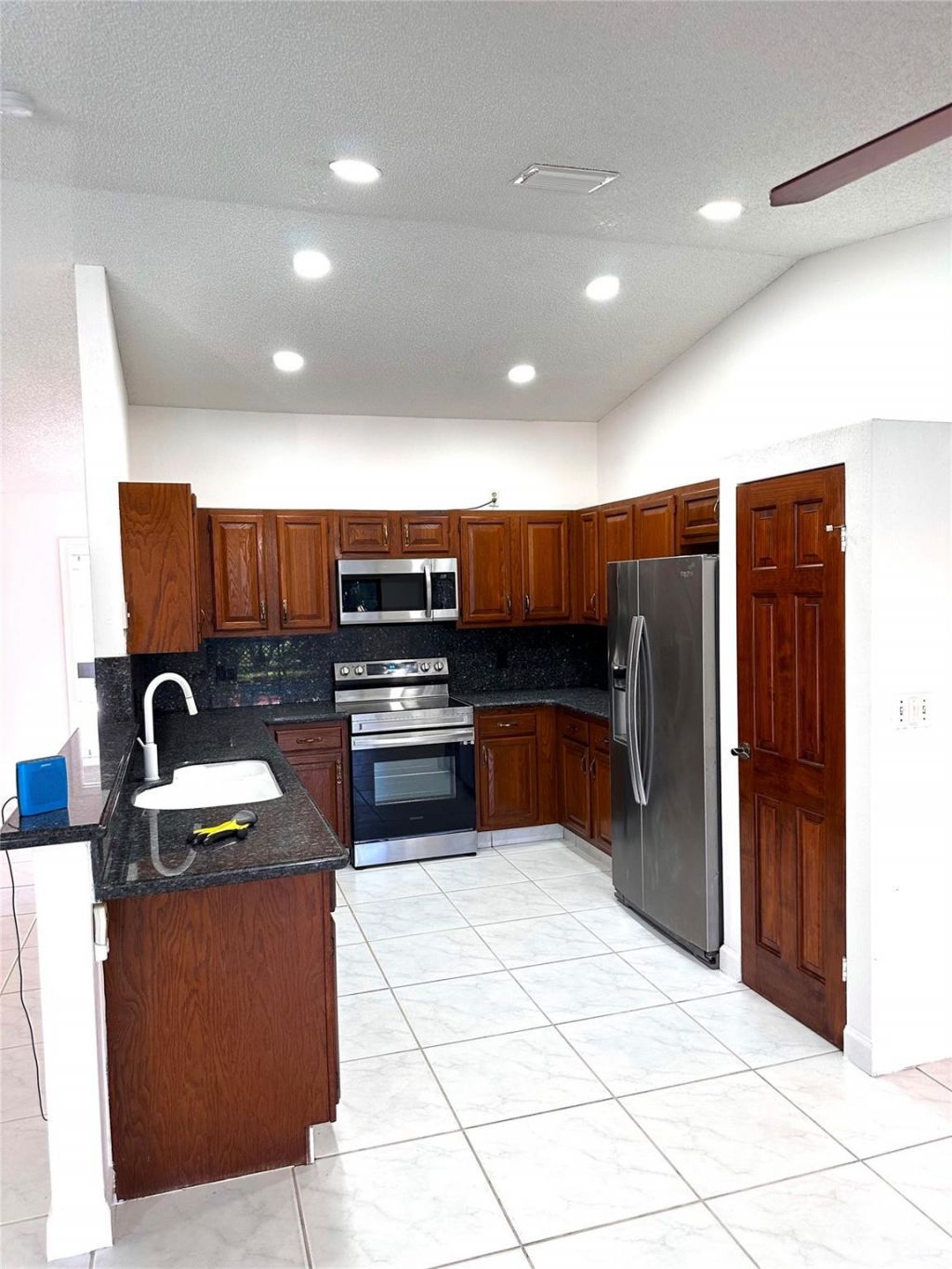 676 NW 107th Lane, Coral Springs, FL 33071 Photo