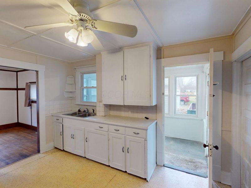 72 Grange, Lexington, OH 44904 Photo 4