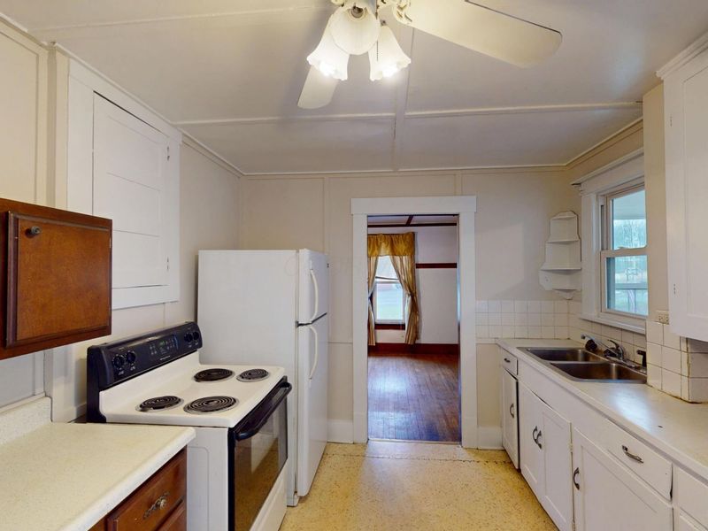 72 Grange, Lexington, OH 44904 Photo 5