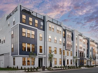 TBB CLOONGEE TERRACE, Unit CLARENDON, DULLES, VA 20166