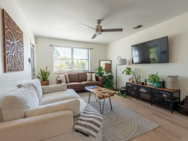 4121 NW 11th Ave, Fort Lauderdale, FL 33309