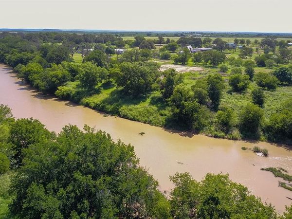 410 County Road 433, Mullin, TX 76864