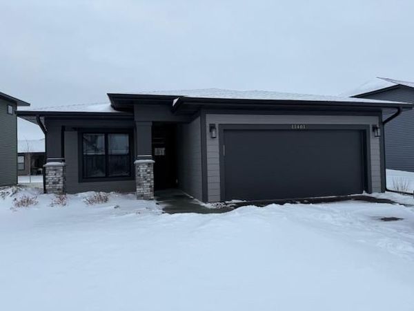 11401 51st Street NE, Albertville, MN 55301