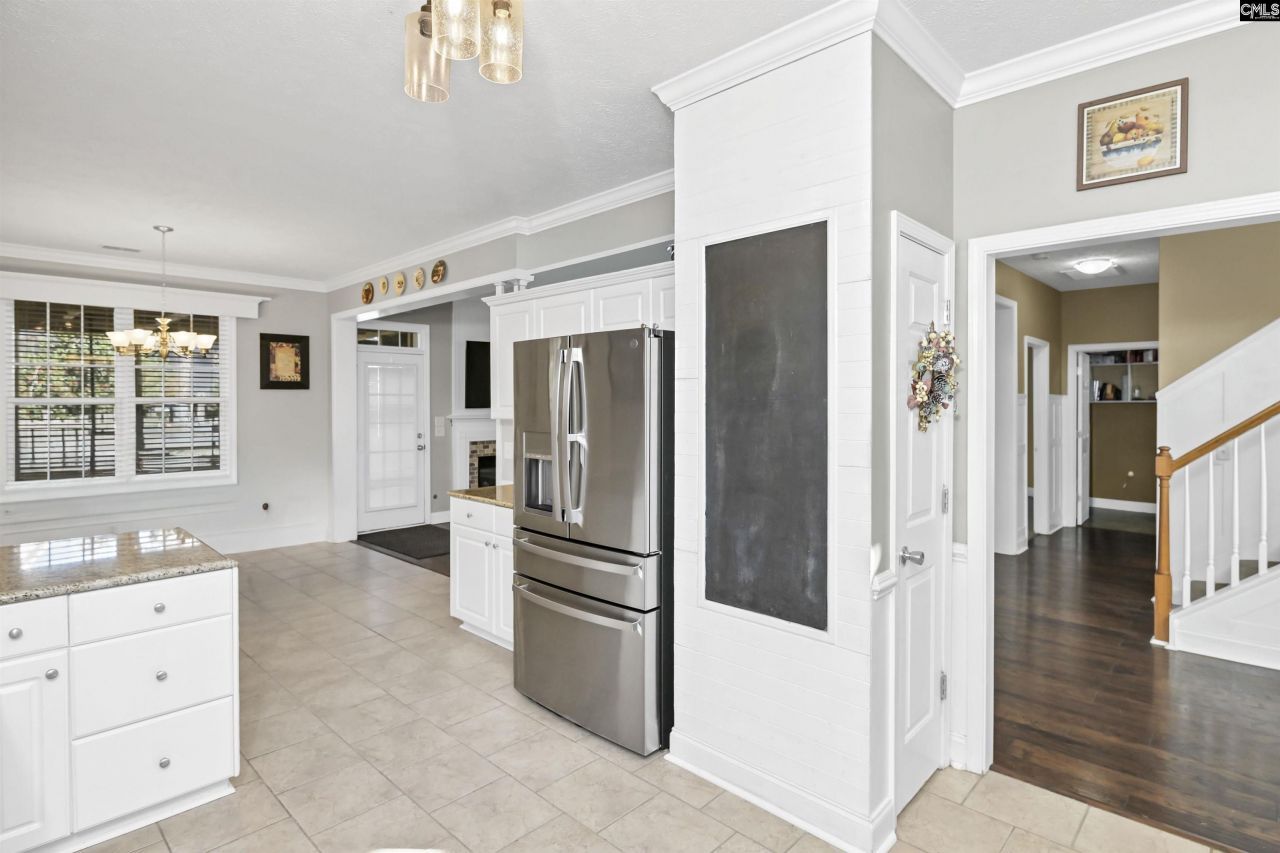 281 Castlebury Drive Photo 15