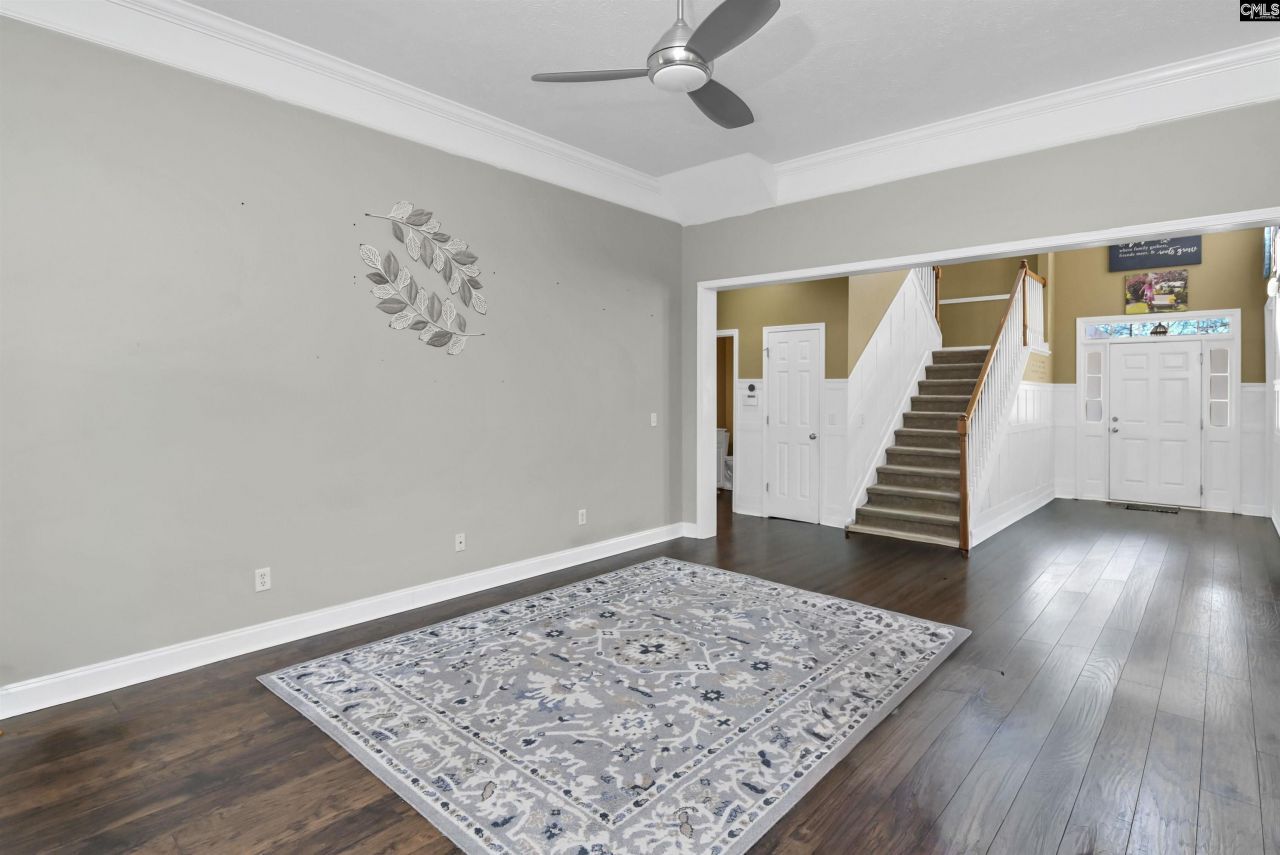 281 Castlebury Drive Photo 22