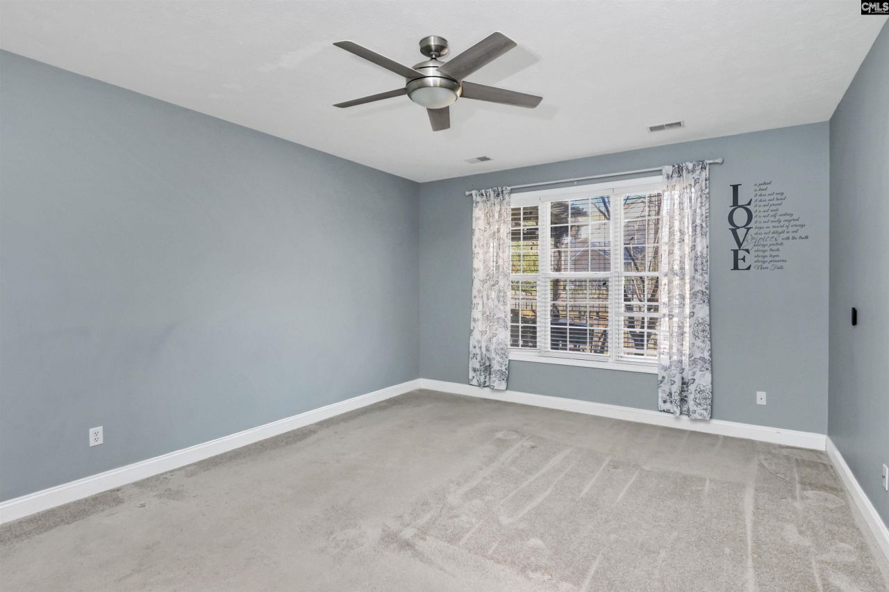 281 Castlebury Drive Photo 24