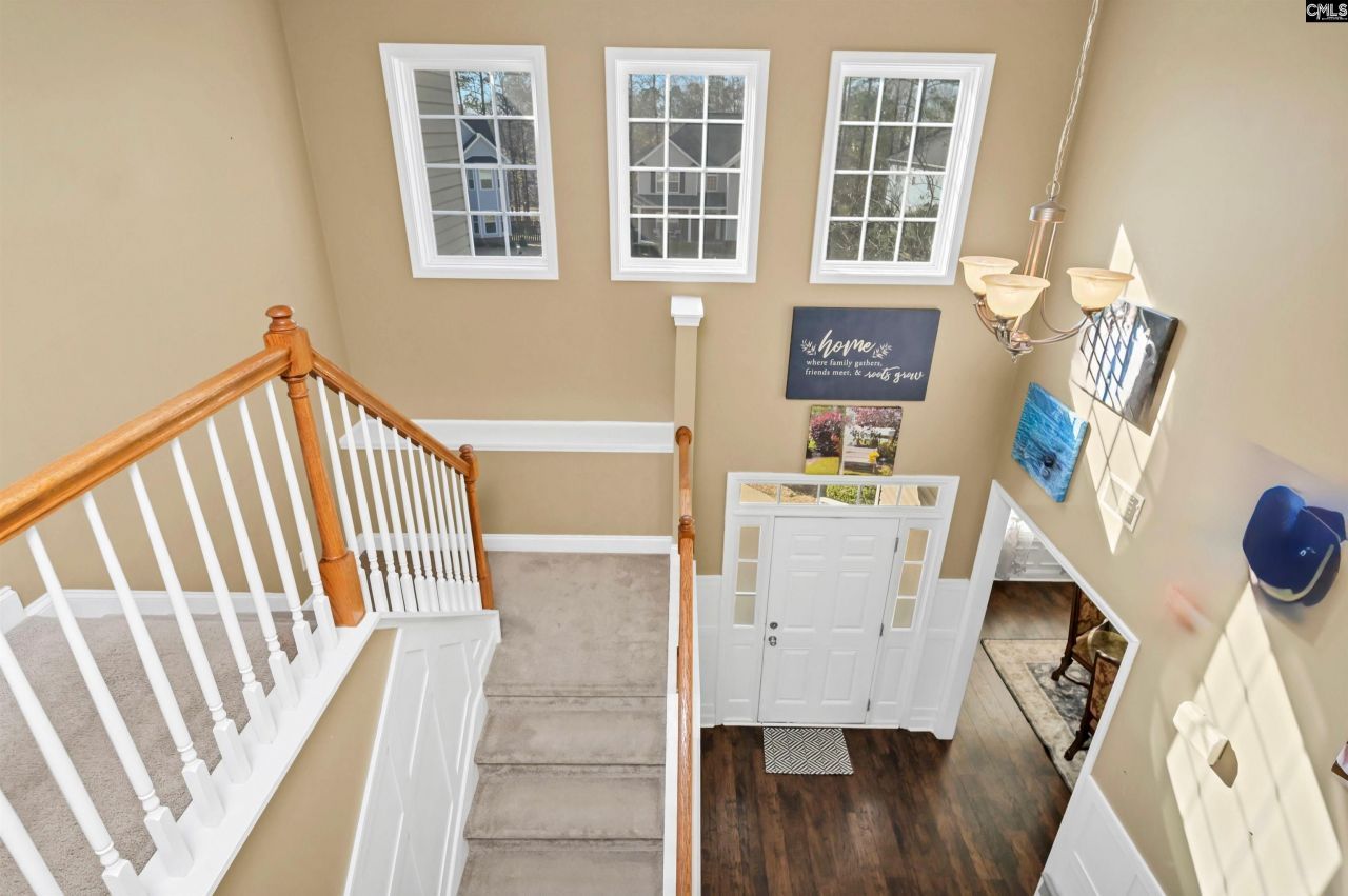 281 Castlebury Drive Photo 32