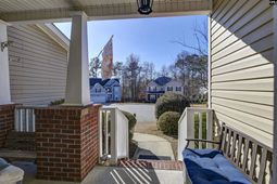 281 Castlebury Drive photo 4