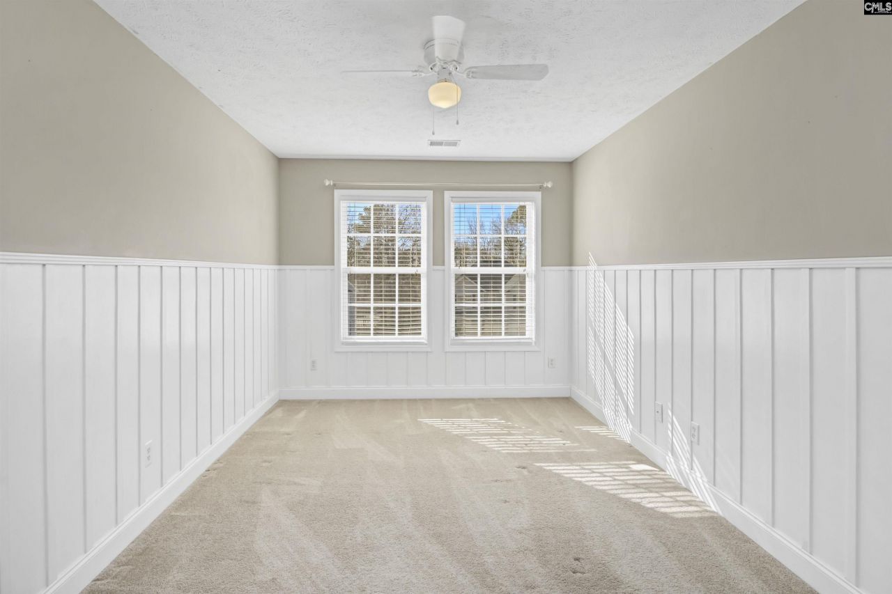 281 Castlebury Drive Photo 42