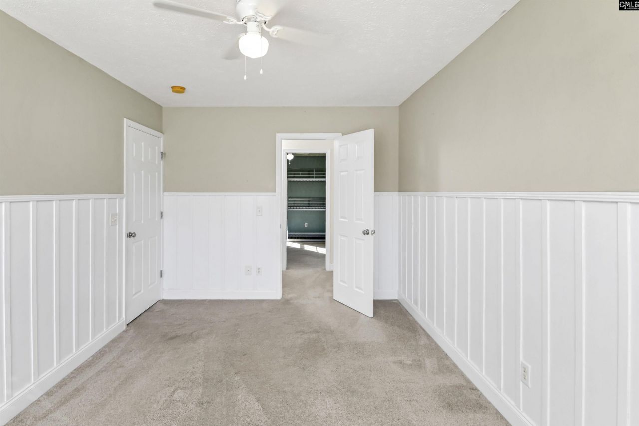 281 Castlebury Drive Photo 43