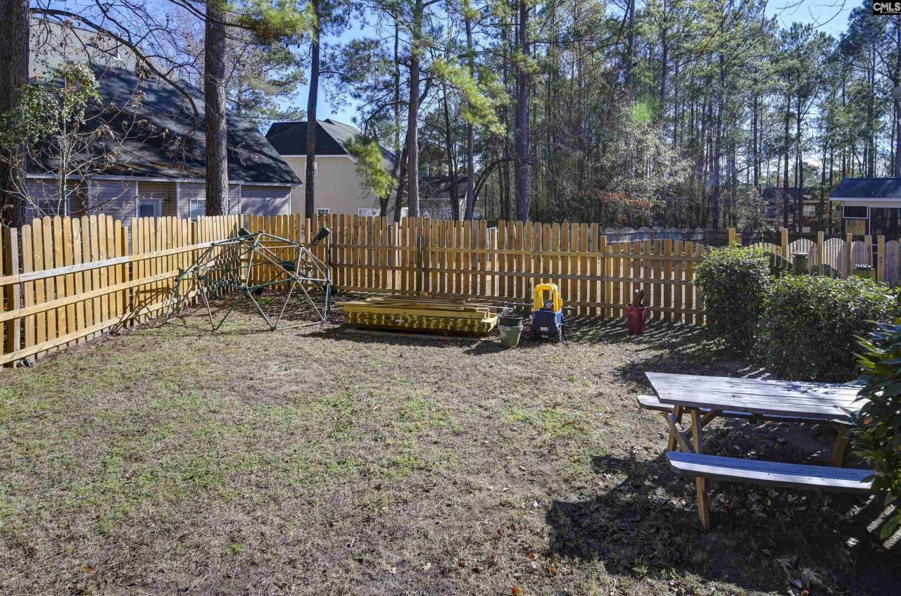 281 Castlebury Drive Photo 59