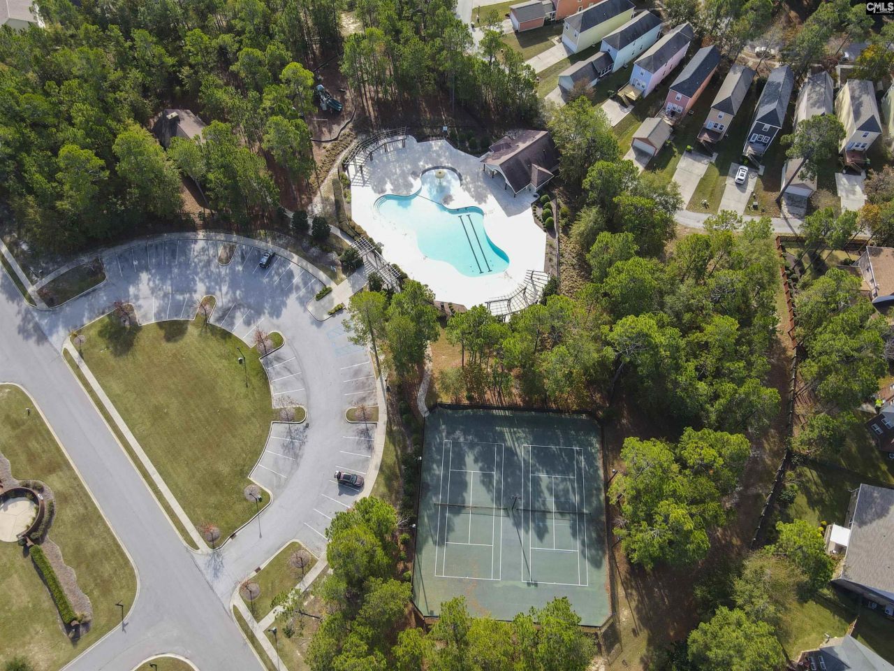 281 Castlebury Drive Photo 68