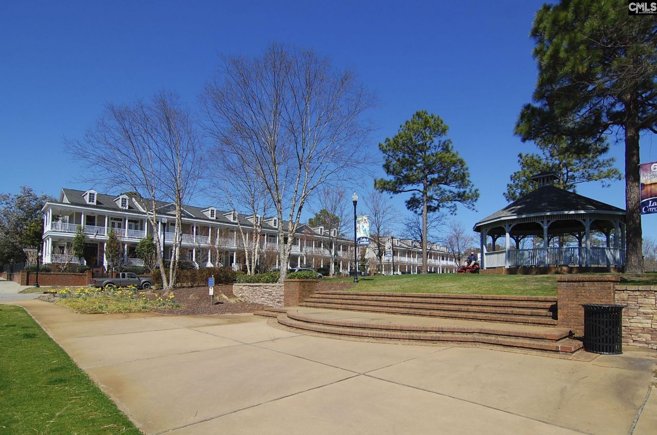 281 Castlebury Drive Photo 81