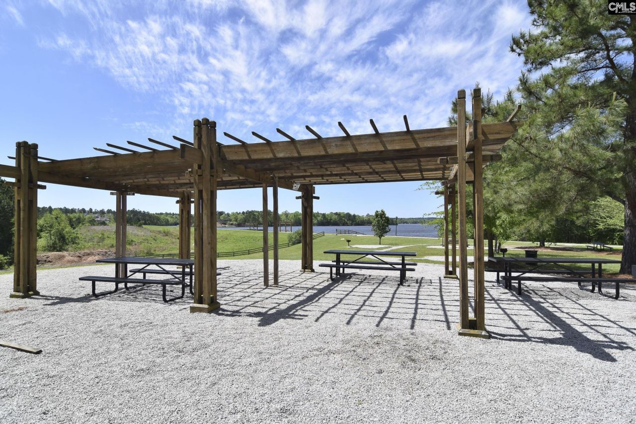 281 Castlebury Drive Photo 86