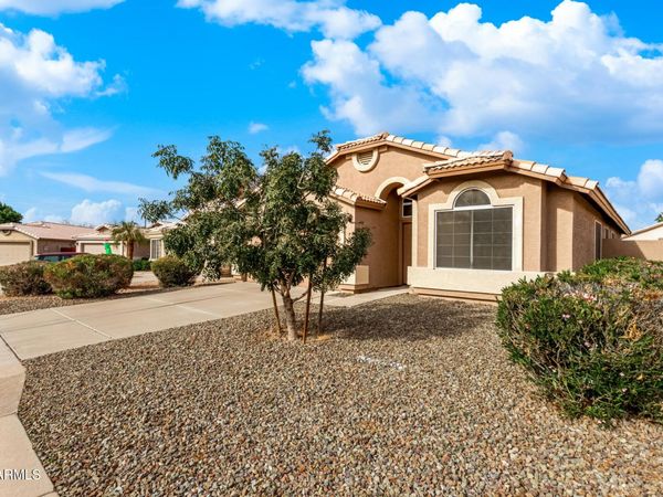 750 W Golden Street, Gilbert, AZ 85233