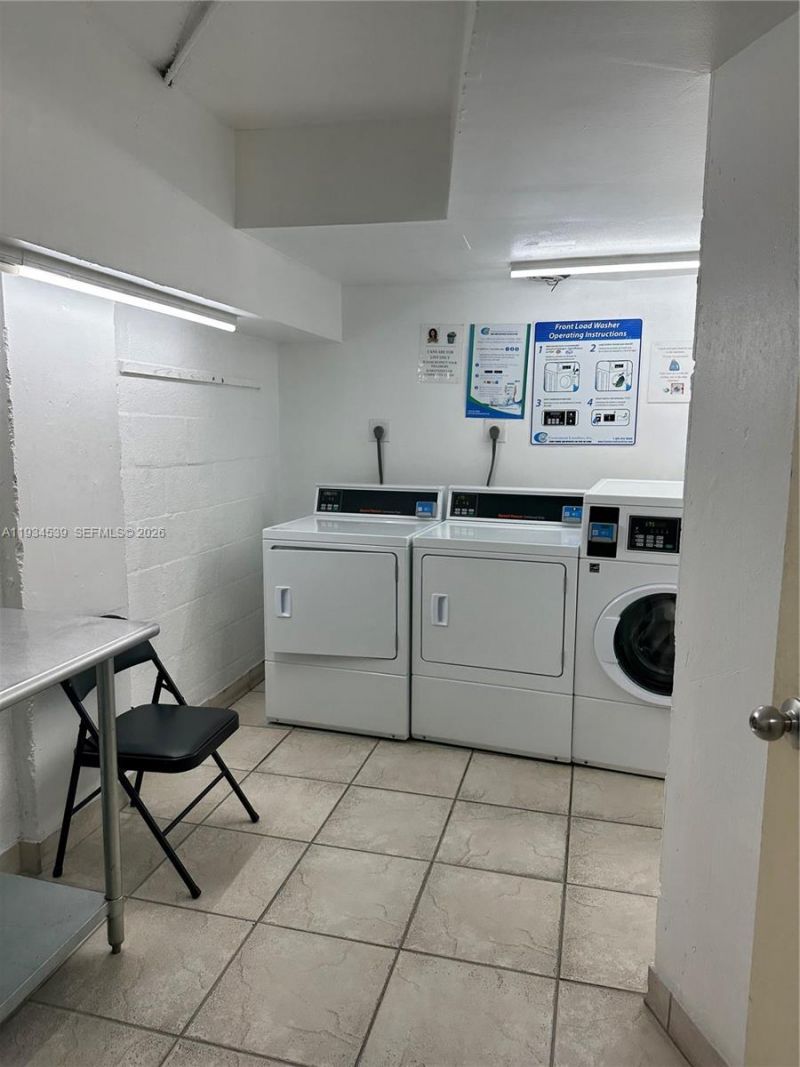 1000 Parkview Dr, Unit 107, Hallandale Beach, FL 33009 Photo
