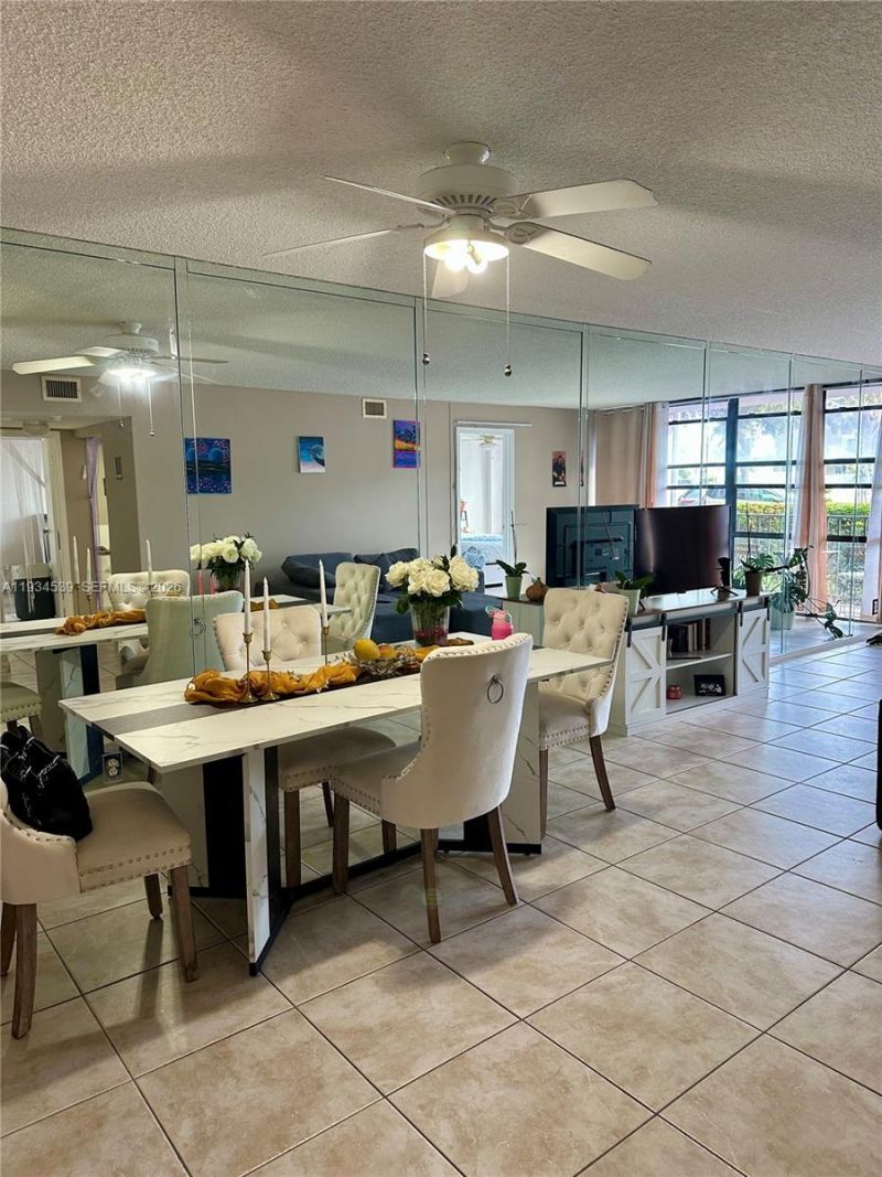 1000 Parkview Dr, Unit 107, Hallandale Beach, FL 33009 Photo