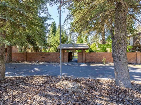 12515 N Fairwood Dr, Spokane, WA 99218