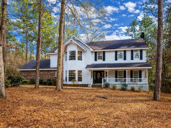 205 Little Creek, Hattiesburg, MS 39402