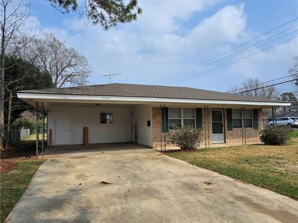 5500 NAVAHO Trail, Alexandria, LA 71301