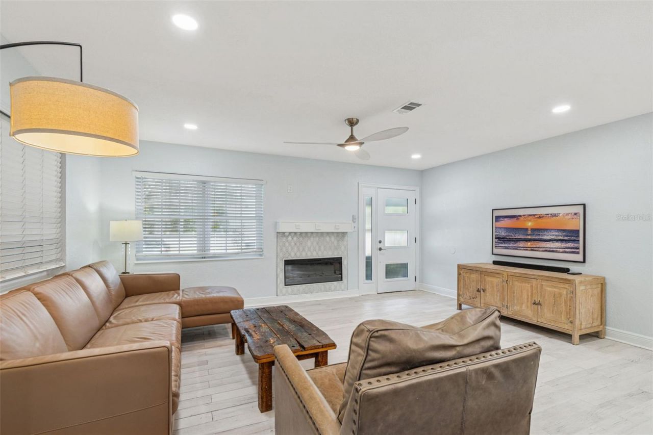 120 19th Avenue N, Saint Petersburg, FL 33704 Photo