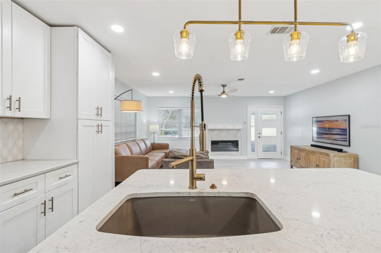 120 19th Avenue N, Saint Petersburg, FL 33704 Photo