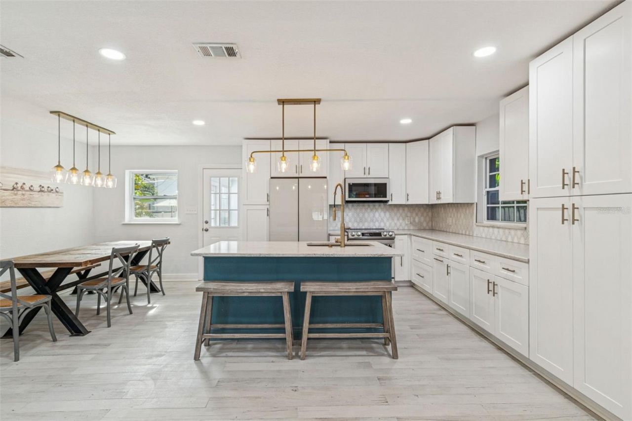 120 19th Avenue N, Saint Petersburg, FL 33704 Photo