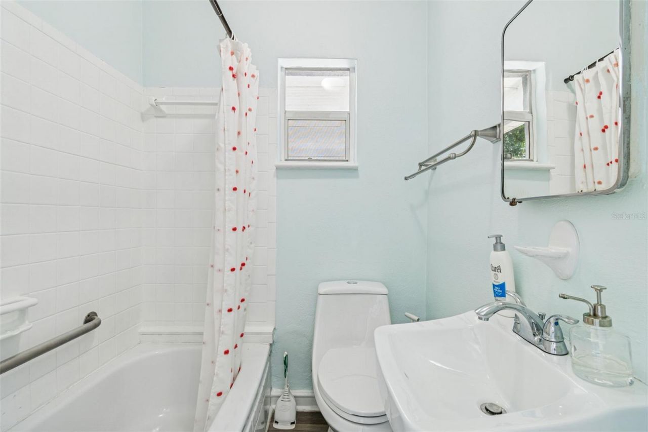 120 19th Avenue N, Saint Petersburg, FL 33704 Photo