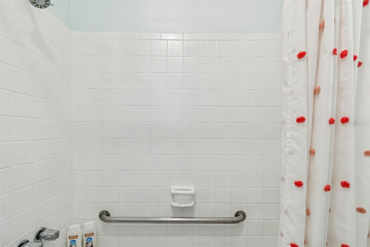 120 19th Avenue N, Saint Petersburg, FL 33704 Photo