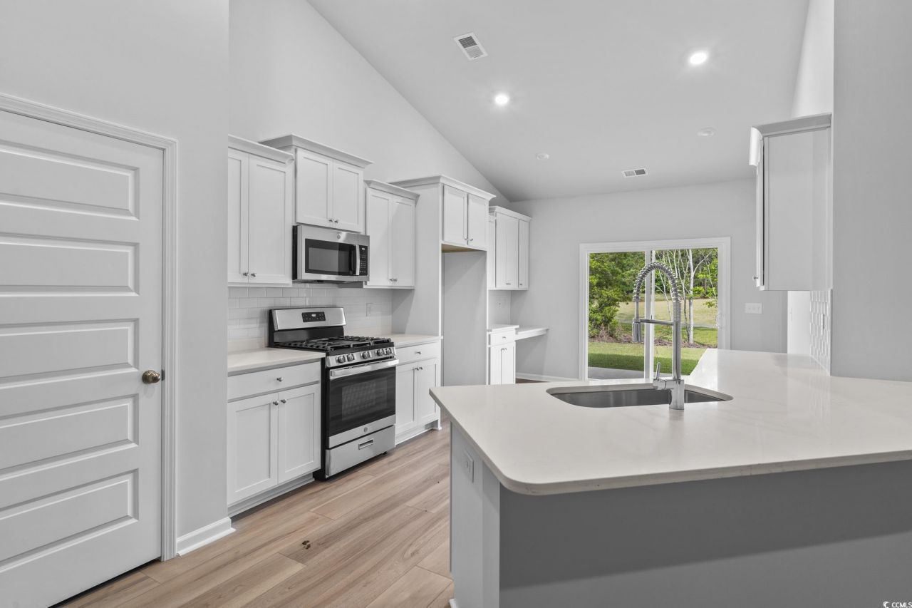 9691 Indigo Creek Blvd. Photo 11