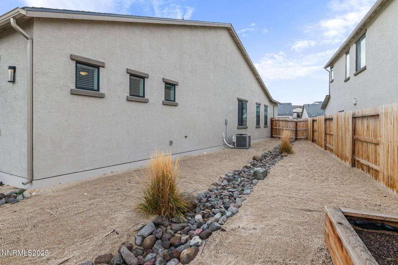 3011 Silverberry Lane, Reno, NV 89521 Photo