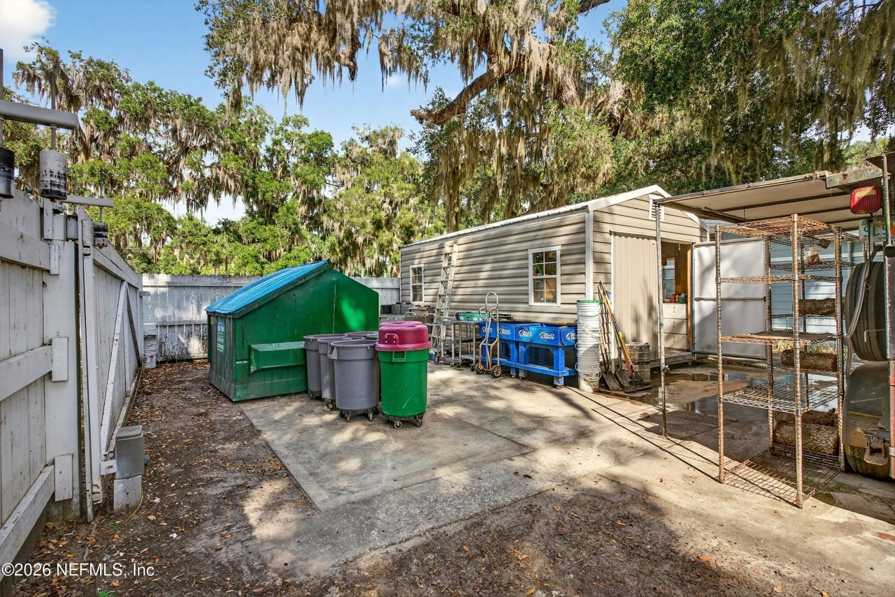 201 Oak Street, Welaka, FL 32189 Photo