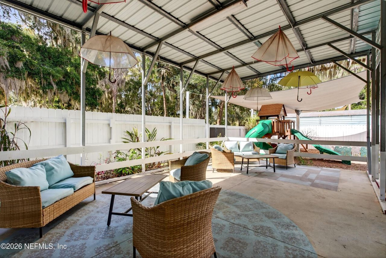 201 Oak Street, Welaka, FL 32189 Photo