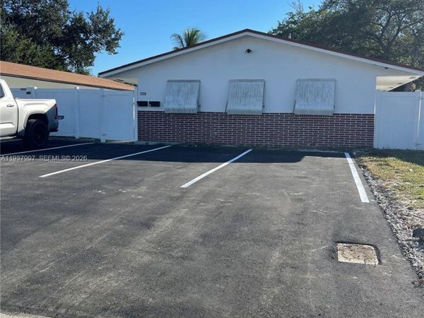 1330 SW 34th Ave, Unit 3, Fort Lauderdale, FL 33312