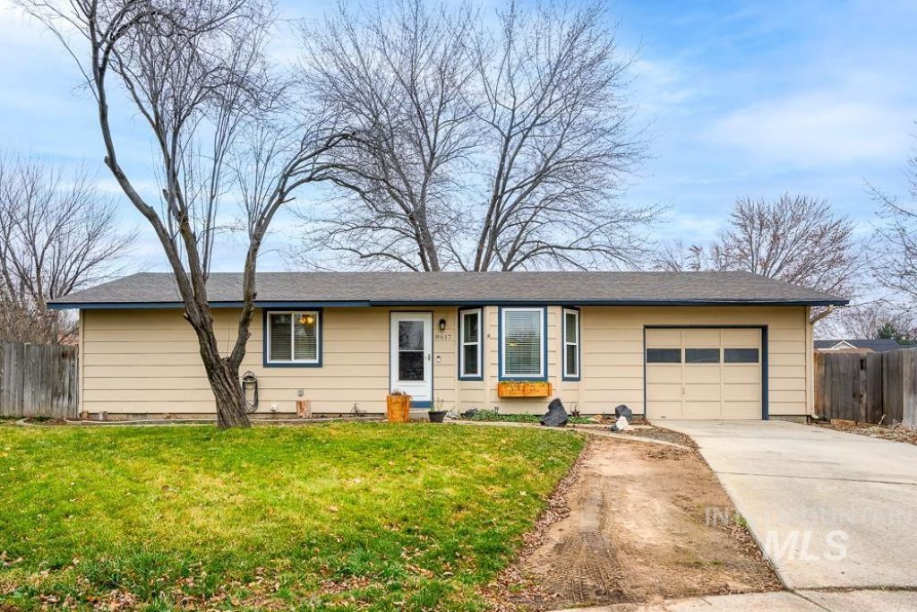 8617 W Dewitt Ct., Boise, ID 83704 Main Photo